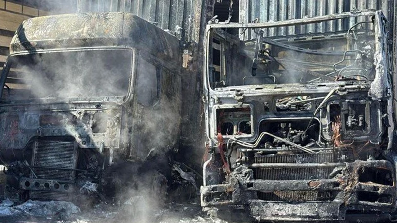 Park halindeki TIR’lar küle döndü