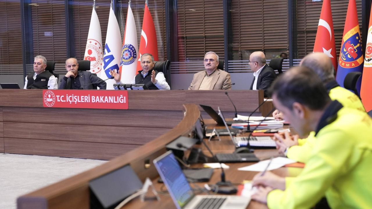 Bakan Yerlikaya'dan "trafik" konulu güvenlik toplantısına ilişkin paylaşım