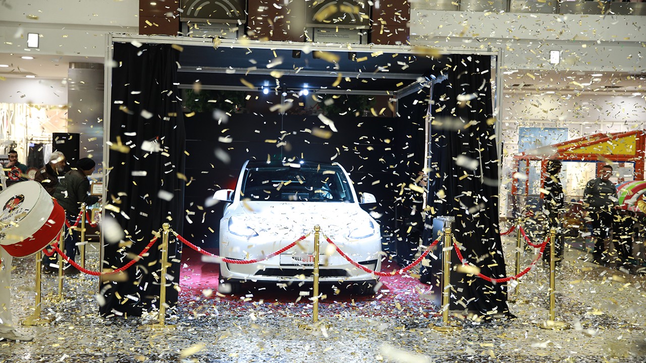 Kulesite AVM’de araba kampanyası başladı