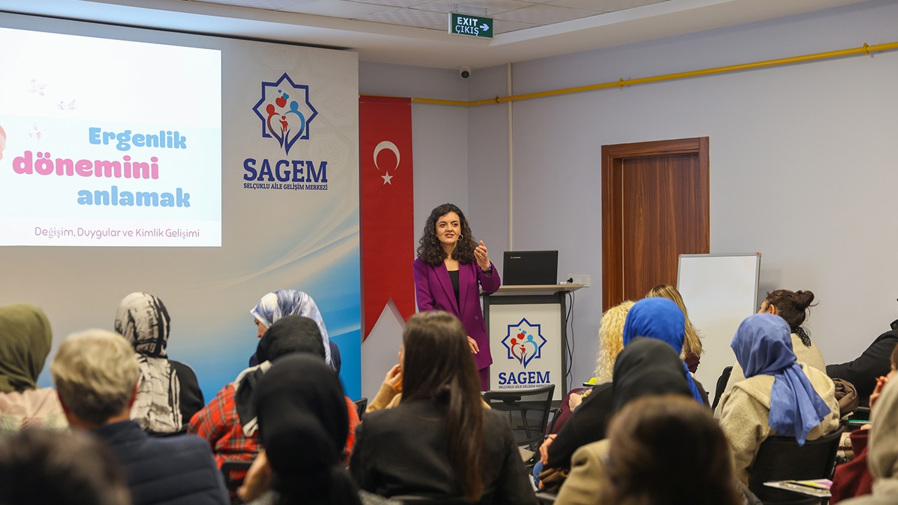 SAGEM’den ailelere “Ergenlik dönemini anlamak” semineri