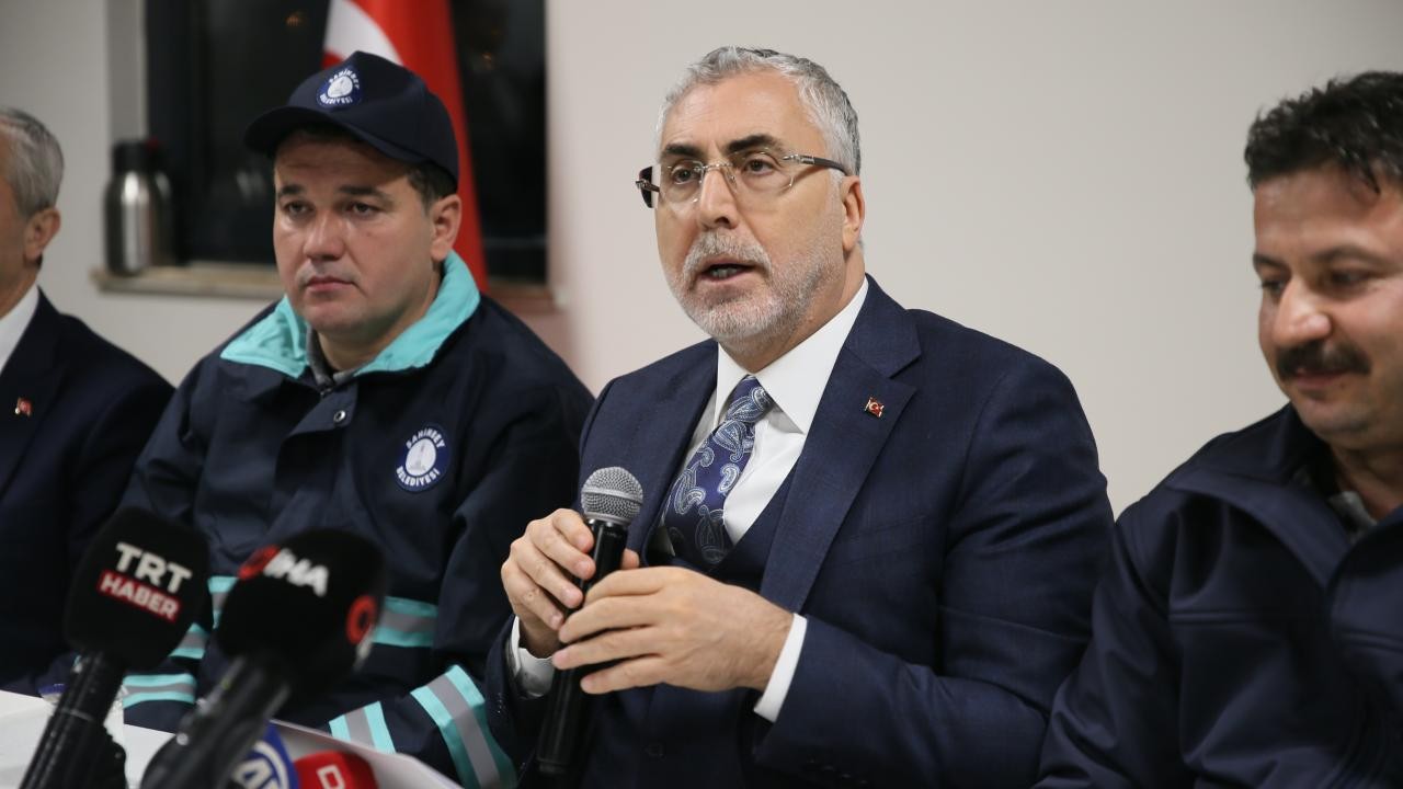 Bakan Işıkhan: Şehirlerimiz eskisinden daha iyi bir şekilde ayağa kaldırılıyor