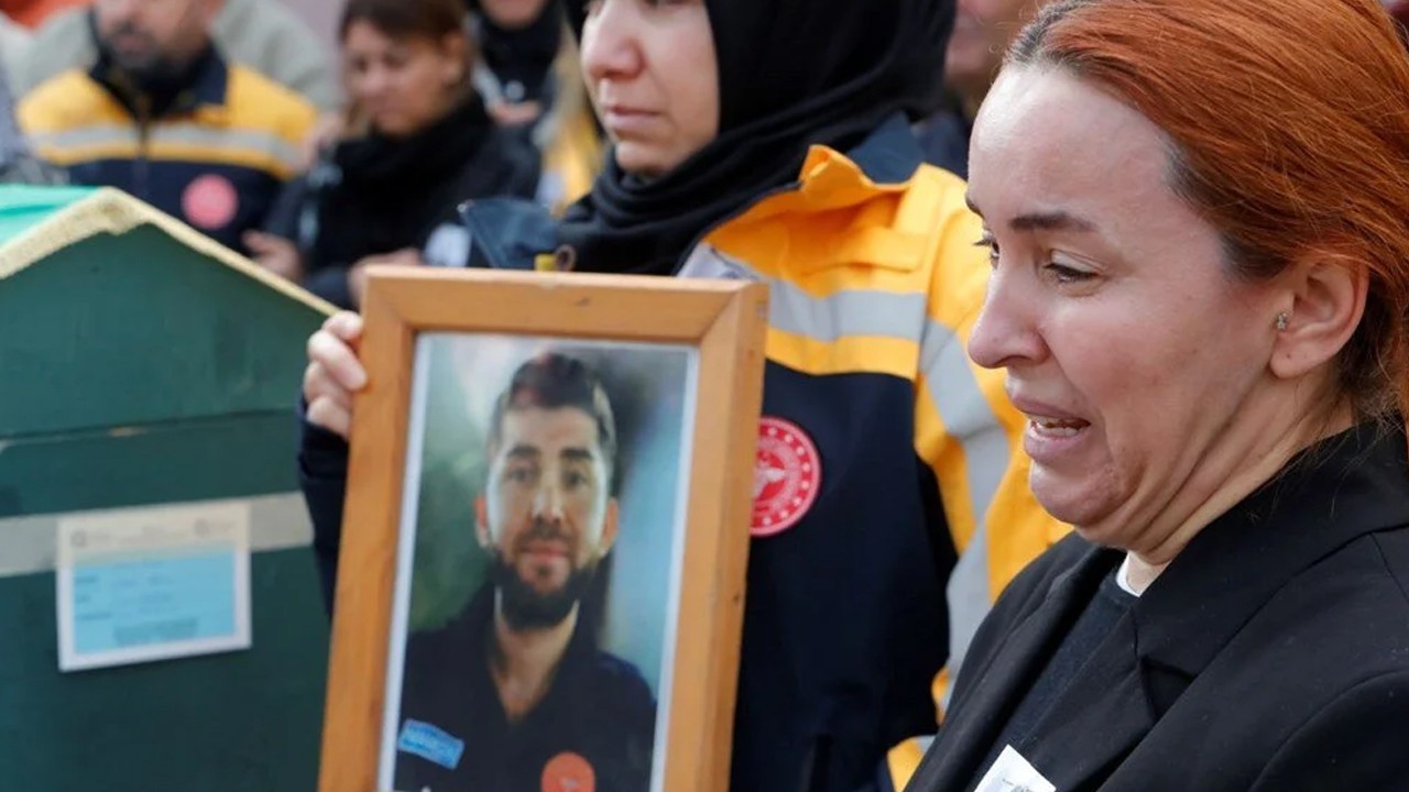 Genç sağlıkçıyı üzerinde sigara yok diye acımasızca öldürdüler!