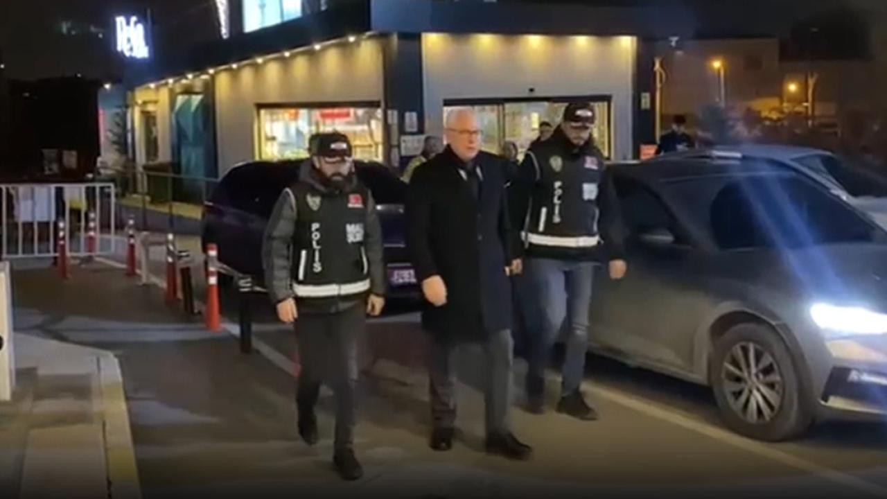 Beykoz Belediye Başkanı Köseler görevden uzaklaştırıldı