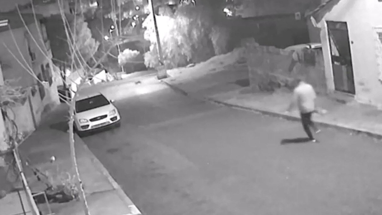 Kocasını, kızının nişanlısına öldürttü