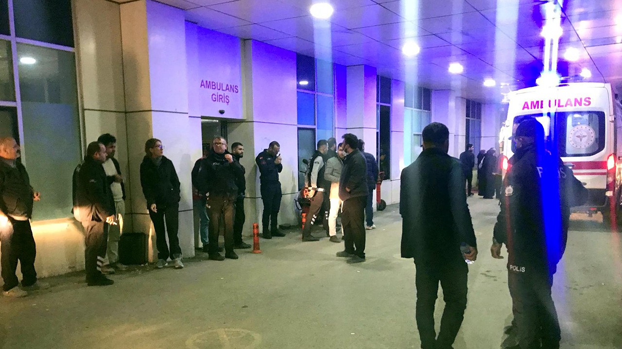 Silahlı kavga sırasında cami önünde oturan Down sendromlu Mehmet öldü