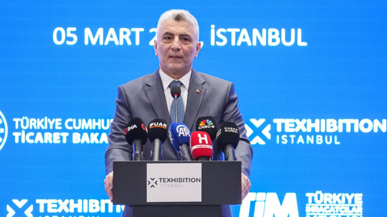 Bakan Bolat: Türkiye tekstilde dünya ticaretinde yüzde 4 pay alıyor