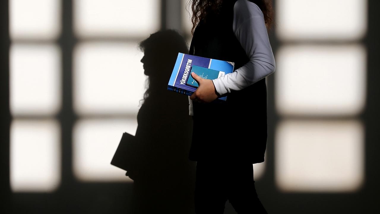 Yükseköğretimde kadınların oranı yüzde 53"e ulaştı