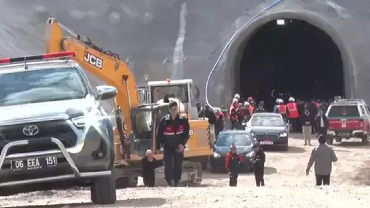 Hızlı tren şantiyesinde kaya düşmesi: 1 ölü, 1 yaralı