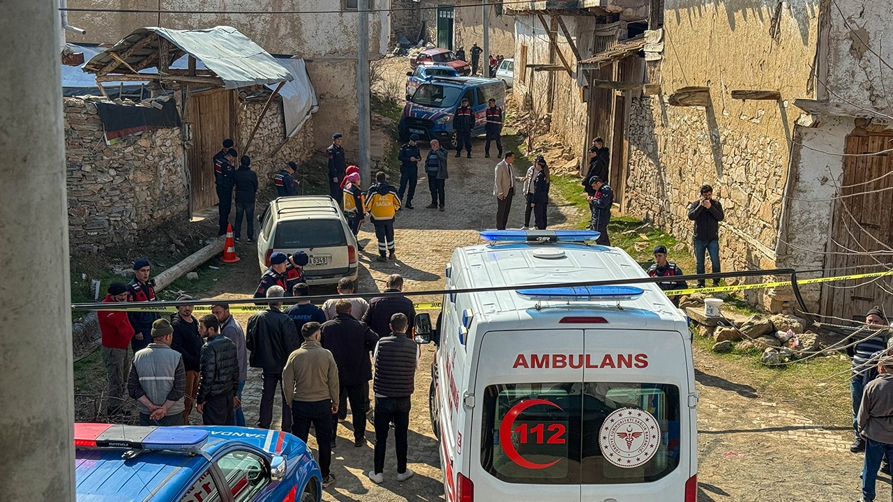 89 yaşındaki adam iki komşusunu katletti