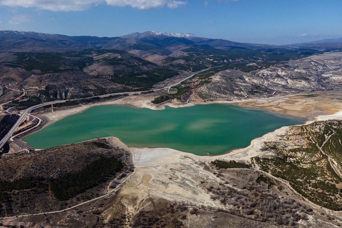 Altınapa Barajı, kuraklık tehdidi altında bulunuyor