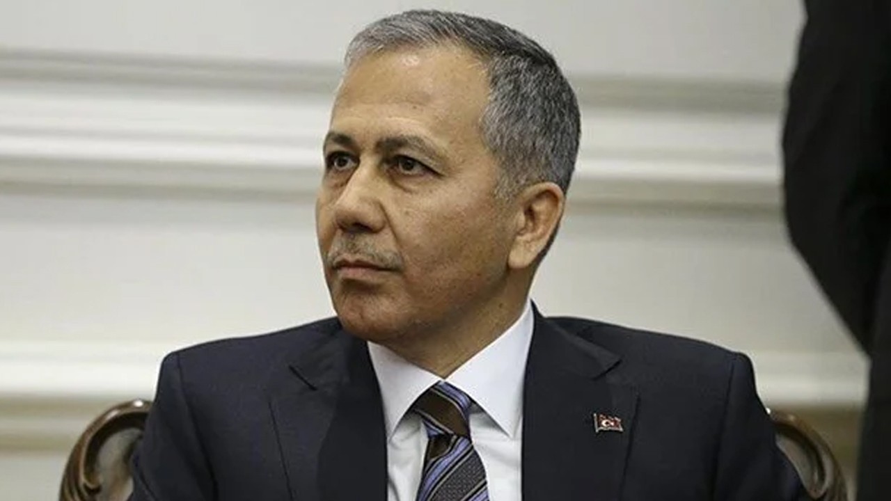 Bakan Yerlikaya: Bin 876 kişi gözaltına alındı, 260'ı tutuklandı