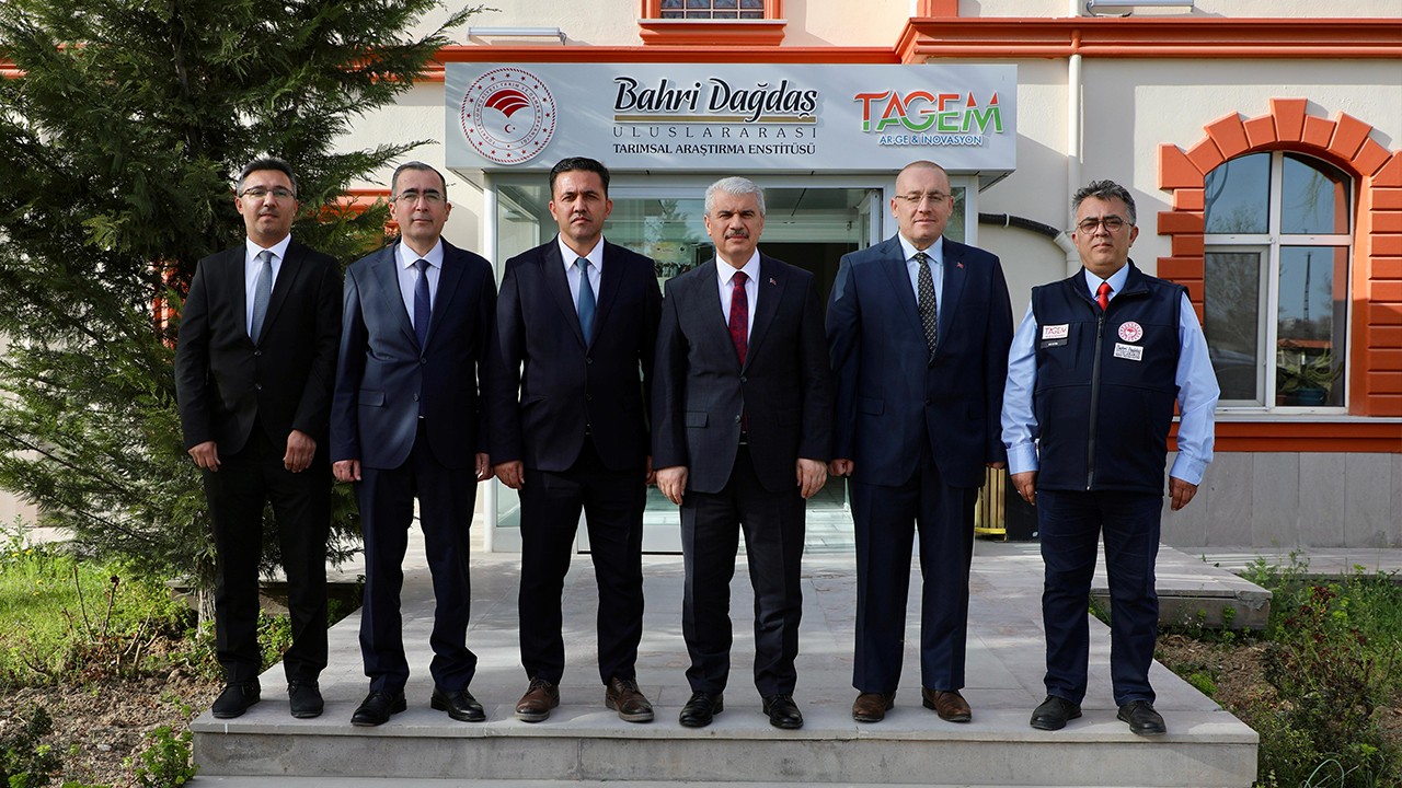 Vali İbrahim Akın  Bahri Dağdaş Uluslararası Tarımsal Araştırma Enstitüsü Müdürlüğünü ziyaret etti