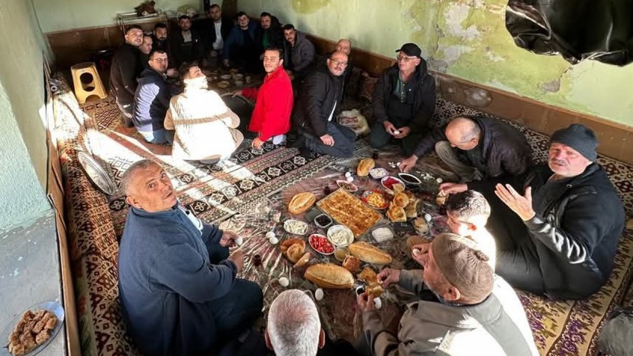 Beyşehir'de köy odası geleneği yaşatılıyor