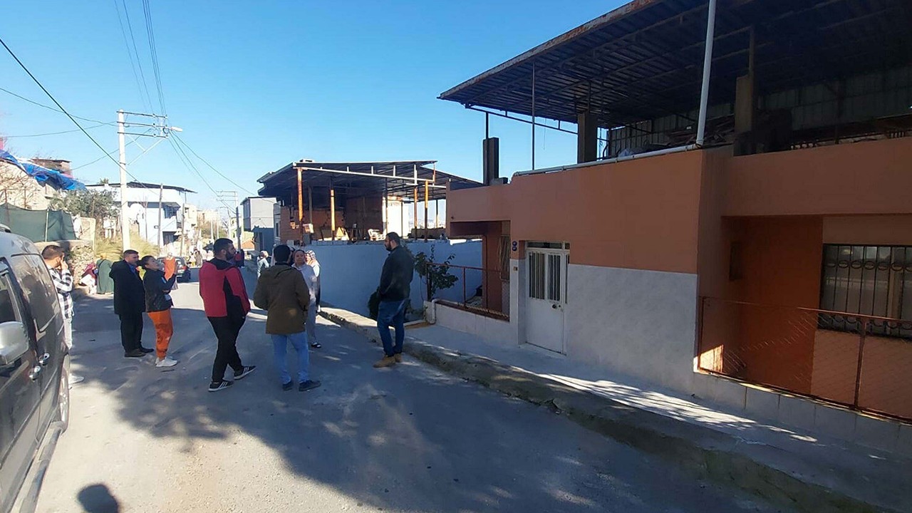 Nuran'ı 25 bıçak darbesiyle öldürdükten sonra fotoğraflarını çekmiş