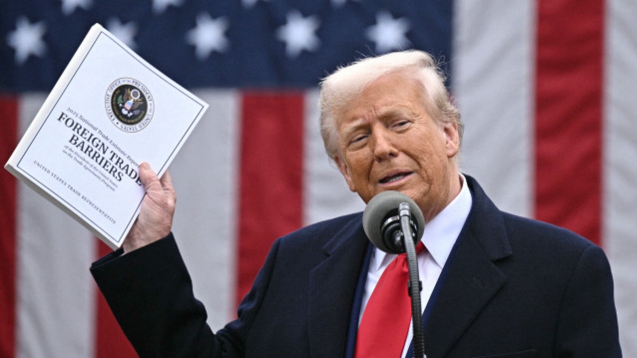 Trump yeni vergileri açıkladı: Türkiye'ye yüzde 10 gümrük vergisi