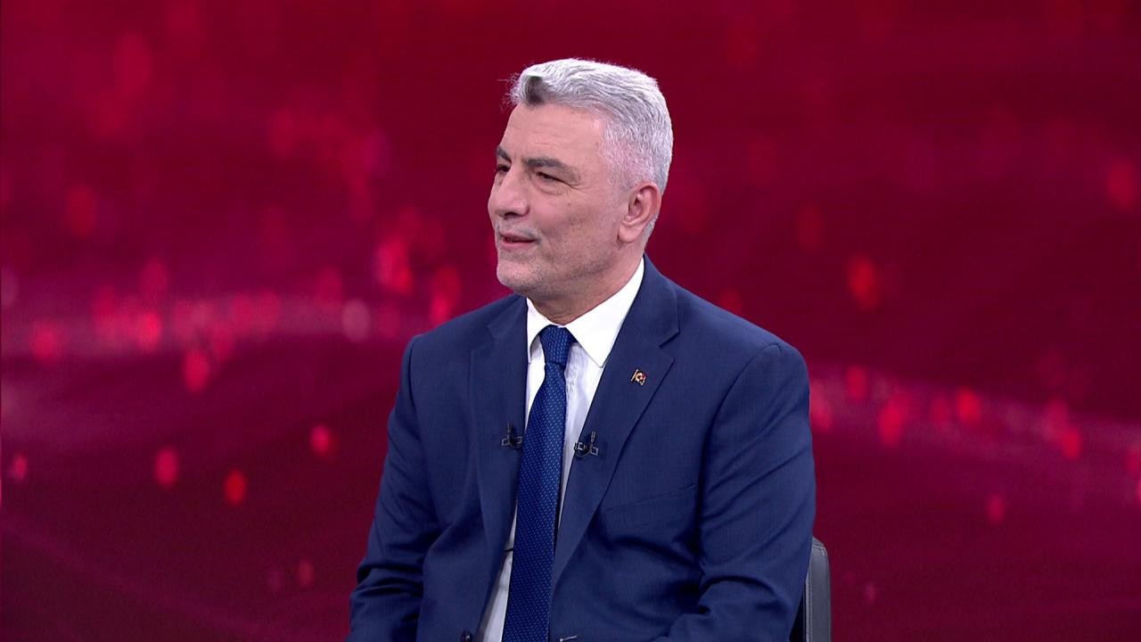 Bakan Bolat: Halkımız 2 Nisan'da destan yazdı