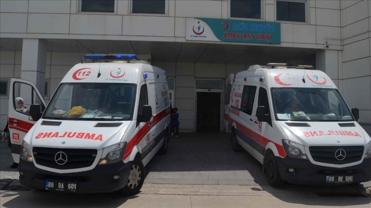 Sahipsiz köpeğin saldırdığı çocuk yaralandı