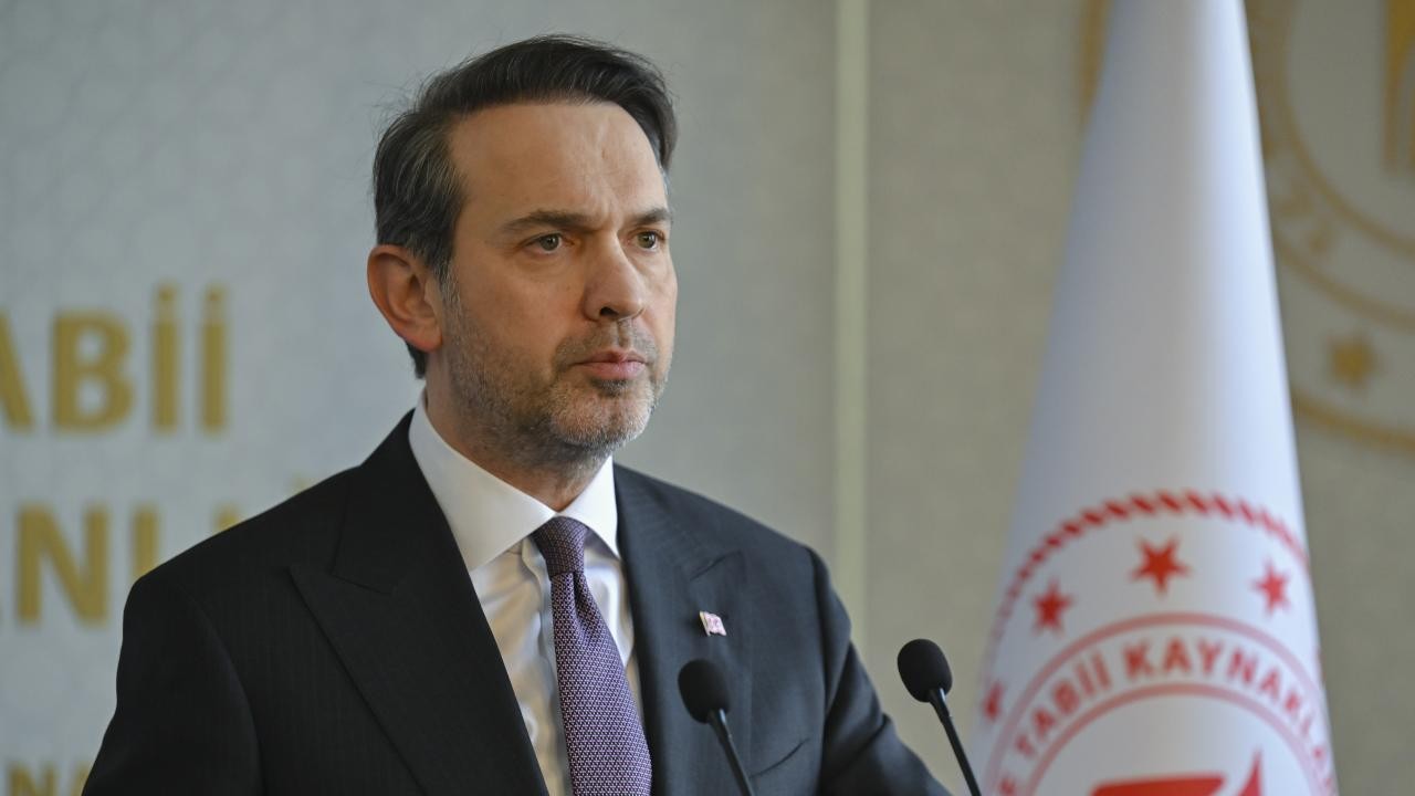 Bakan Bayraktar: Elektriği Avrupa piyasalarına aktarmayı hedefliyoruz