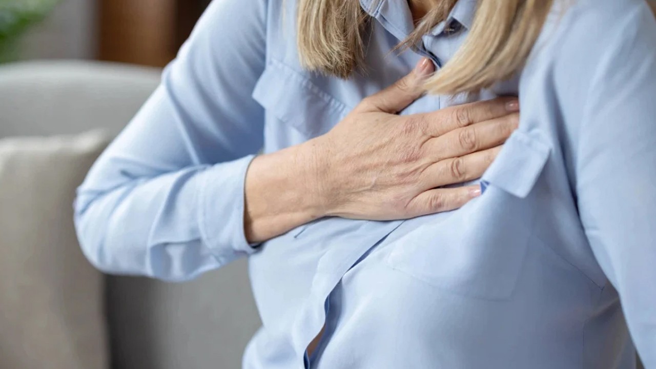 Kalp krizi bazı belirtilerle ortaya çıkıyor