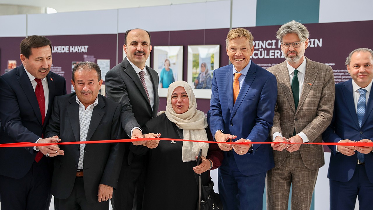 Konya'da "Türk Kadın Öncüleri" sergisi açıldı