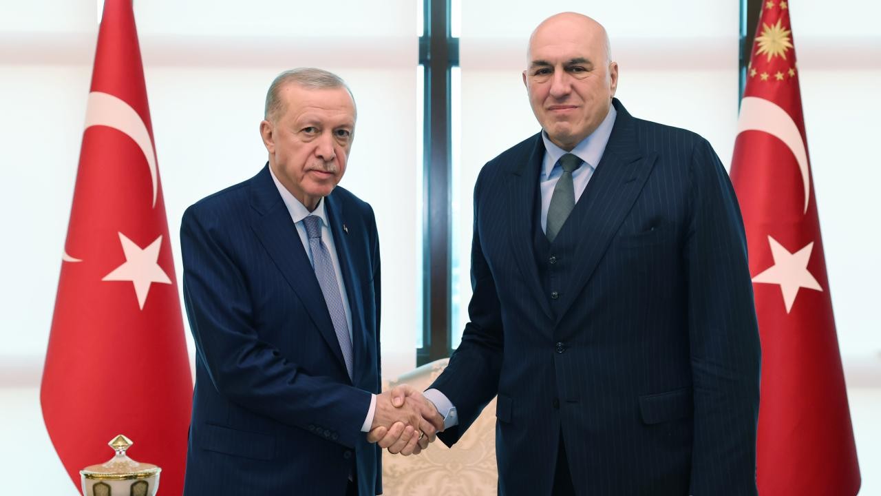 Cumhurbaşkanı Erdoğan, İtalya Savunma Bakanı Crosetto'yu kabul etti