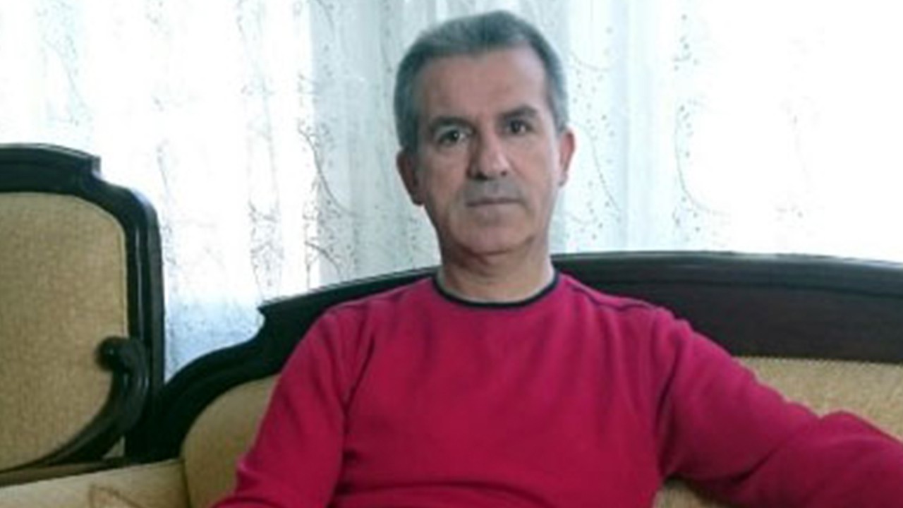 Otomobilin çarptığı bisikletin sürücüsü tarih öğretmeni hayatını kaybetti