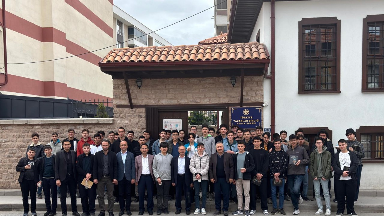 Geleceğin yazarları, Konya'da yazarlarla buluşuyor