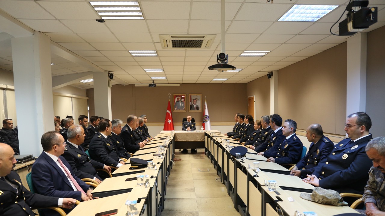 Konya Emniyetinde anlamlı tören: 180.yılda 180 personel ödül