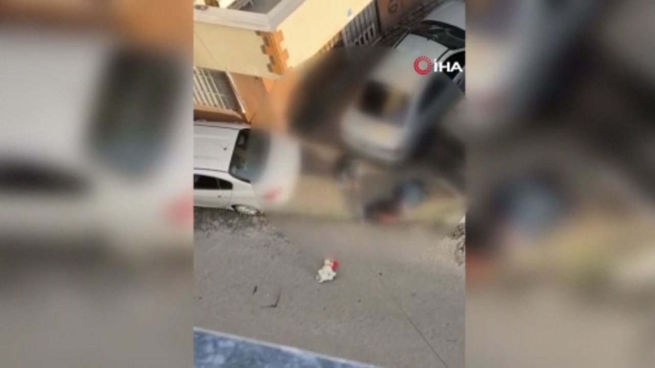 Eşini sokak ortasında bıçaklamıştı: Kadın hayatını kaybetti