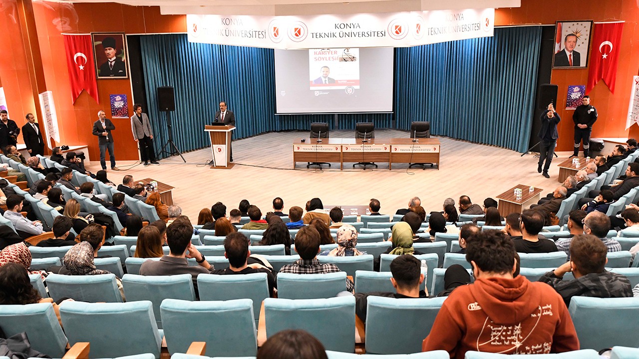 İlker Astarcı Konya Teknik Üniversitesi öğrencileriyle buluştu