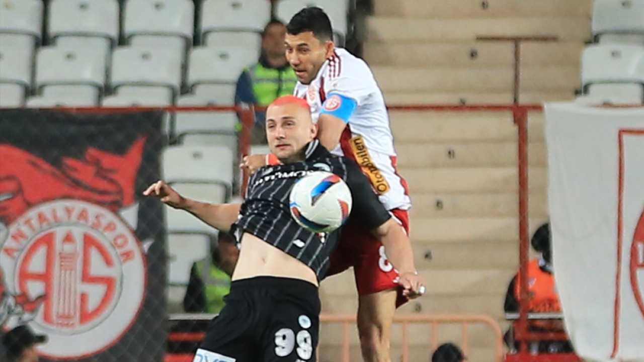 Konyaspor Teknik Direktörü Recep Uçar: "Penaltıyı kendisi istedi"