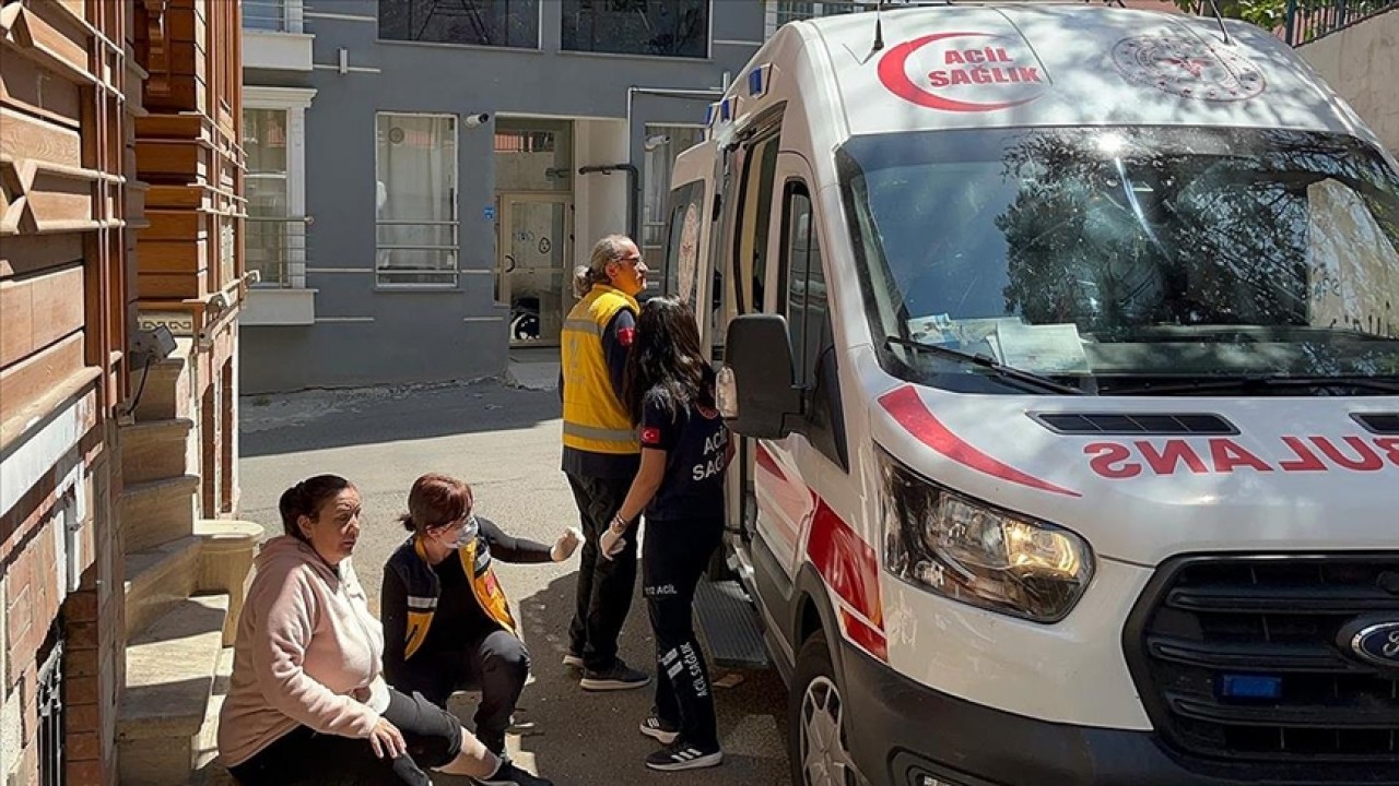 Sahipsiz köpeğin ısırdığı kadın yaralandı