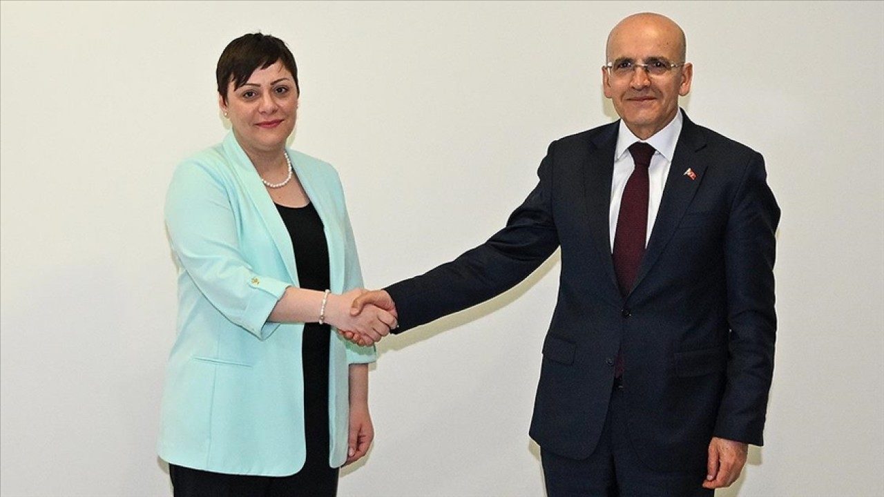 Bakan Şimşek, Kuzey Makedonya Maliye Bakanı Koçovska ile görüştü