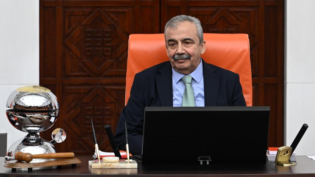 Sırrı Süreyya Önder TBMM'de düzenlenecek törenle anılacak