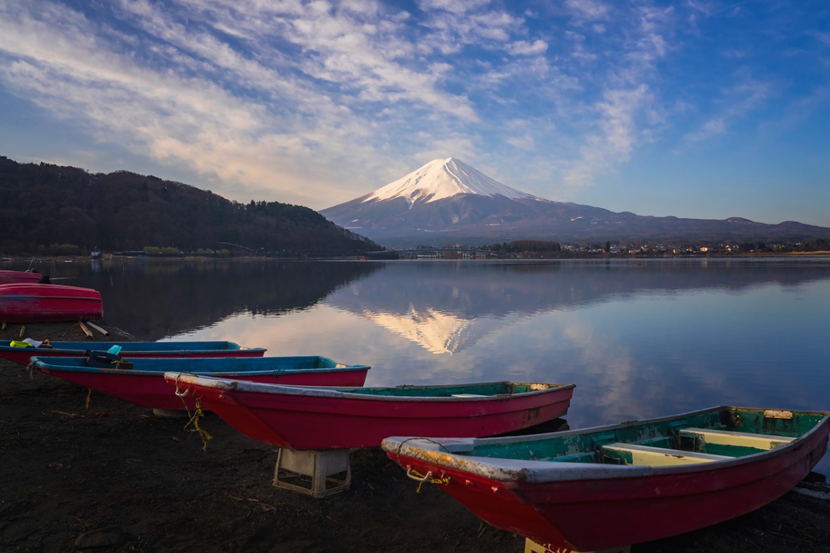 Japonya’nın doğal güzelliklere sahip Fuji Dağı ve Yamanakako Gölü