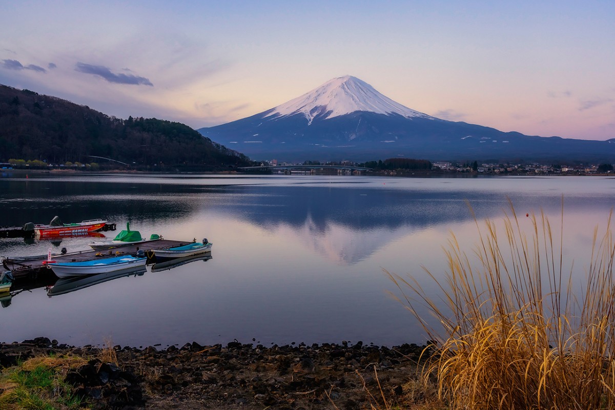 Japonya’nın doğal güzelliklere sahip Fuji Dağı ve Yamanakako Gölü