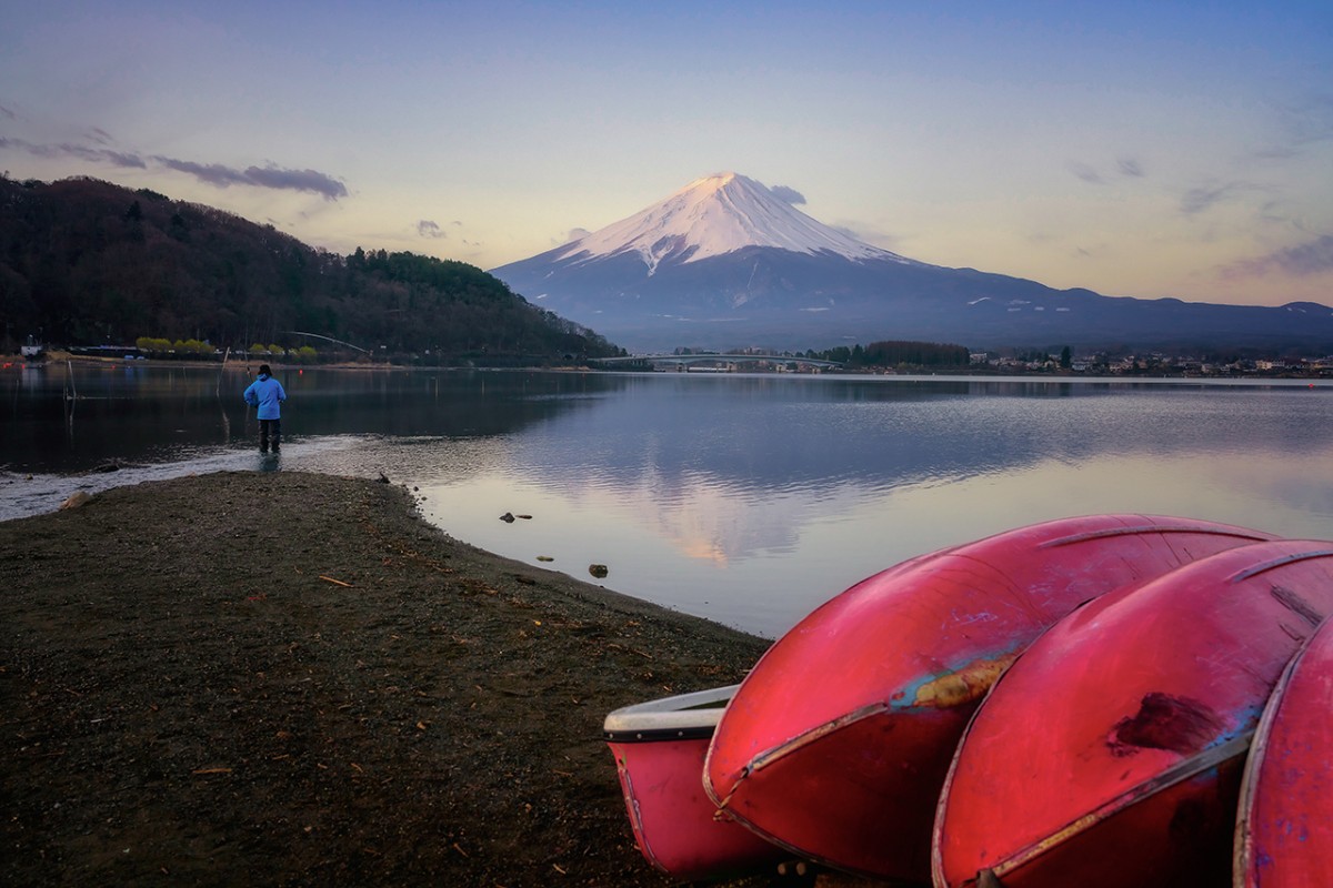 Japonya’nın doğal güzelliklere sahip Fuji Dağı ve Yamanakako Gölü