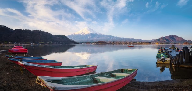 Japonya’nın doğal güzelliklere sahip Fuji Dağı ve Yamanakako Gölü