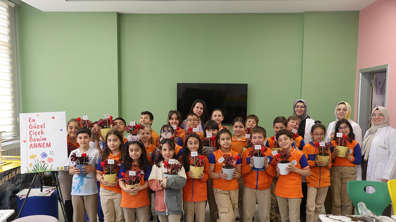 Büyükşehir’in Yerli Tohum Milli Tarım Projesi’nde "En Güzel Çiçek Benim Annem" etkinliği