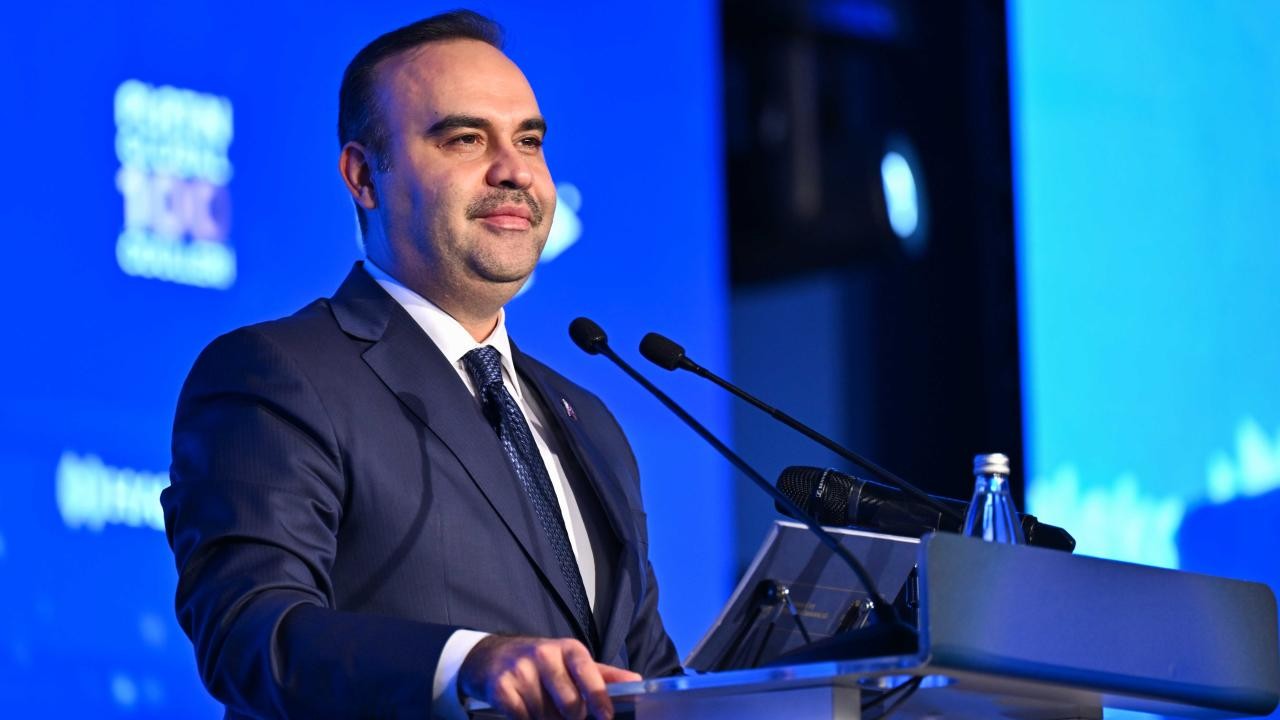 Bakan Kacır: Fırsatları gerçeğe dönüştürmeyi başaracağız