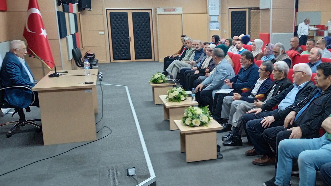 Neyzen ve Ebru Sanatçısı Sadrettin Özçimi, Konya Aydınlar Ocağı’nda hayatını ve hatıralarını paylaştı