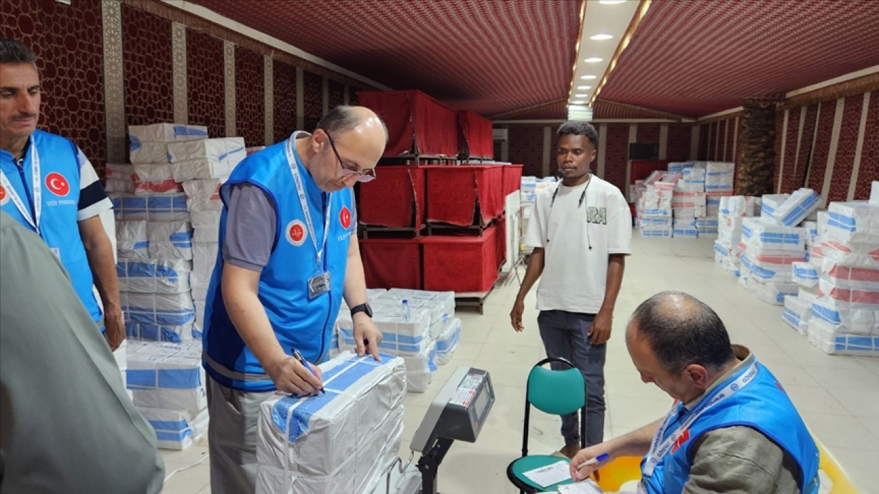 Diyanet'in hacılara özel kargo hizmeti bu yıl da sürecek