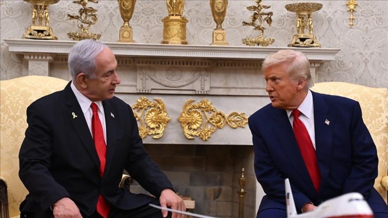 Trump'tan Netanyahu'ya "İran'la nükleer müzakereleri bozacak adımlar atmama" uyarısı