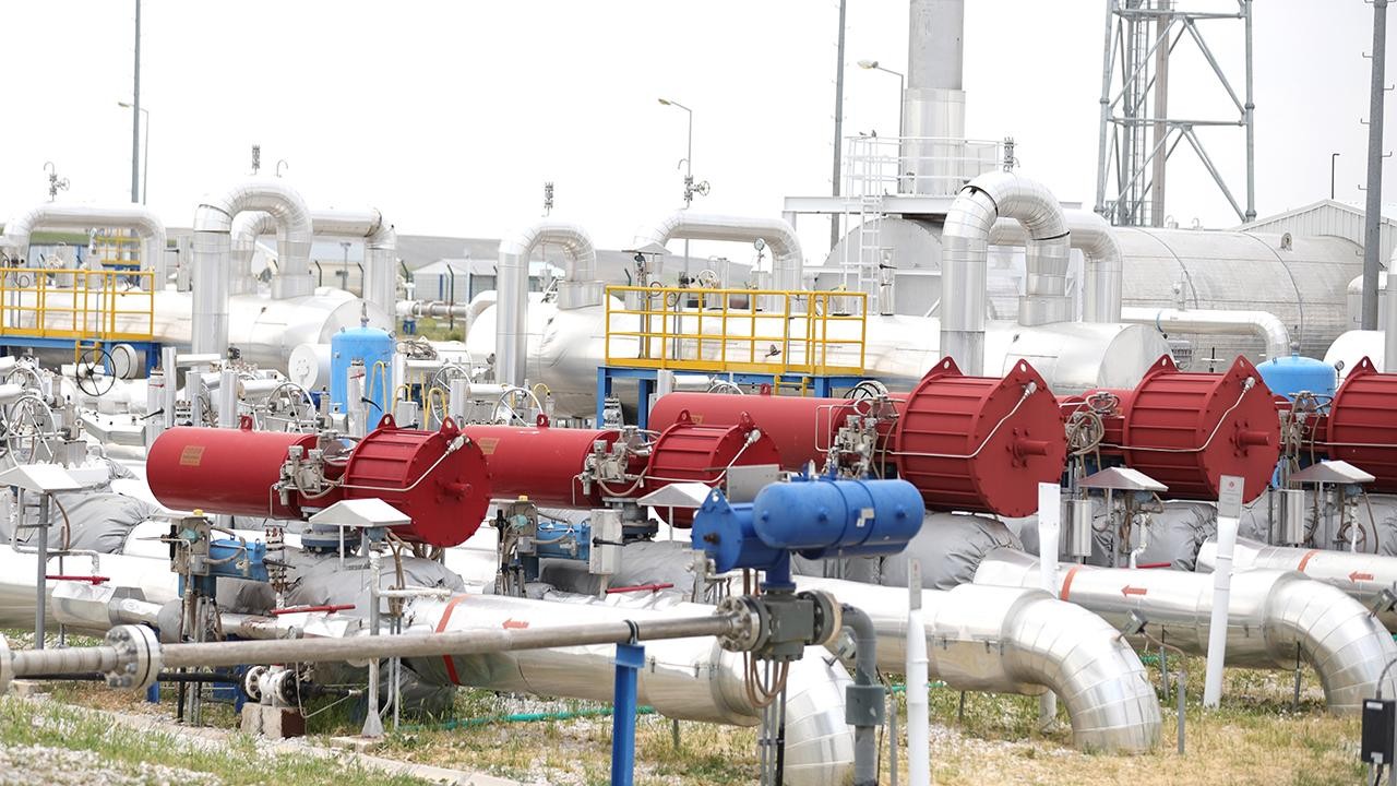 Doğal gaz ithalatı martta arttı