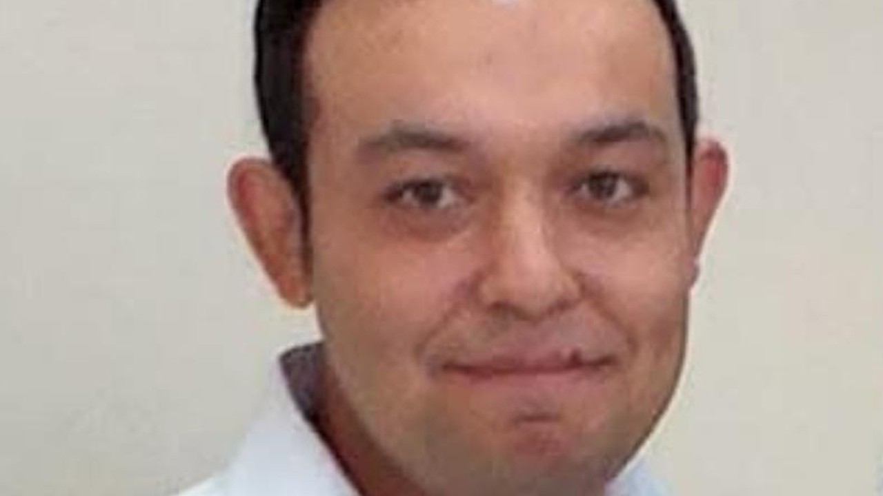 Akıma kapılıp 4 katlı binanın çatısından düşen işçi öldü