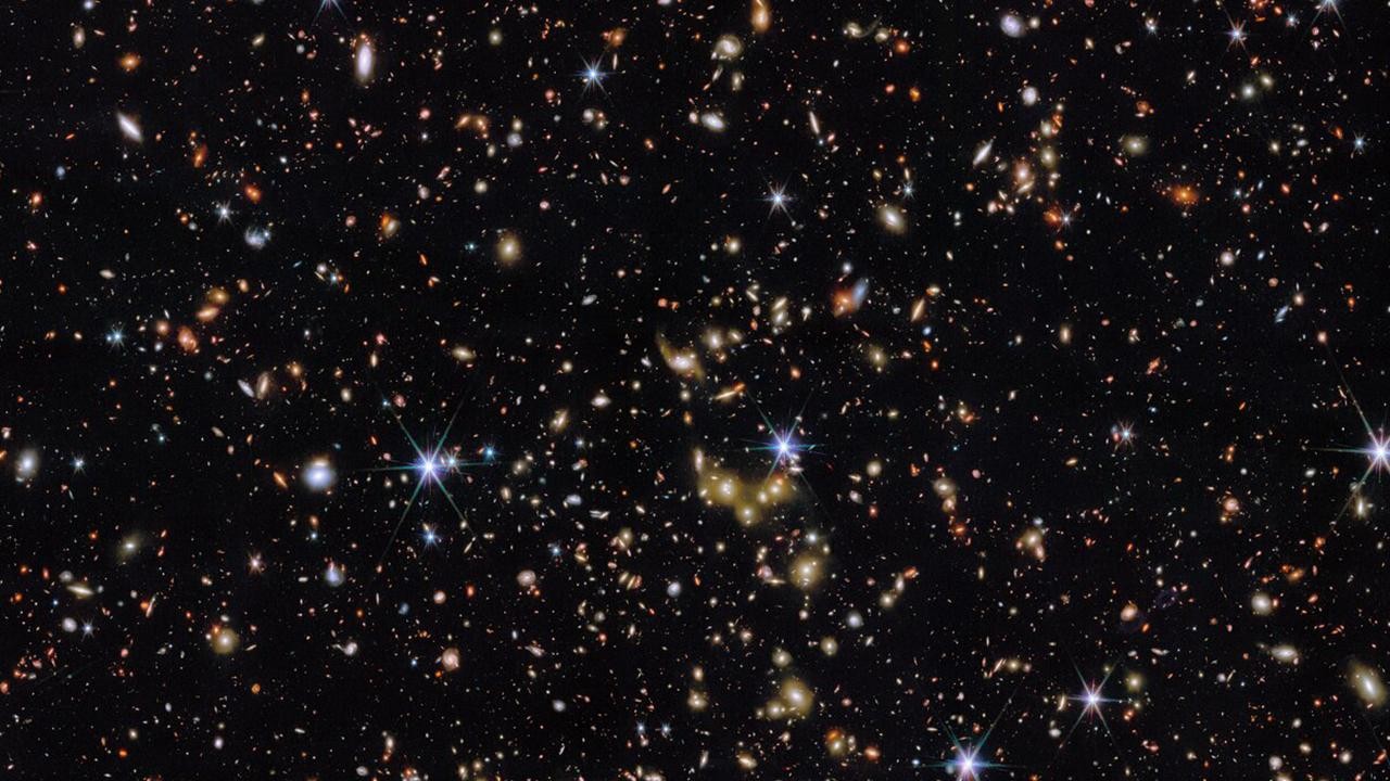 Dünya'dan 15 bin ışık yılı ötede tanımlanamayan cisim keşfedildi