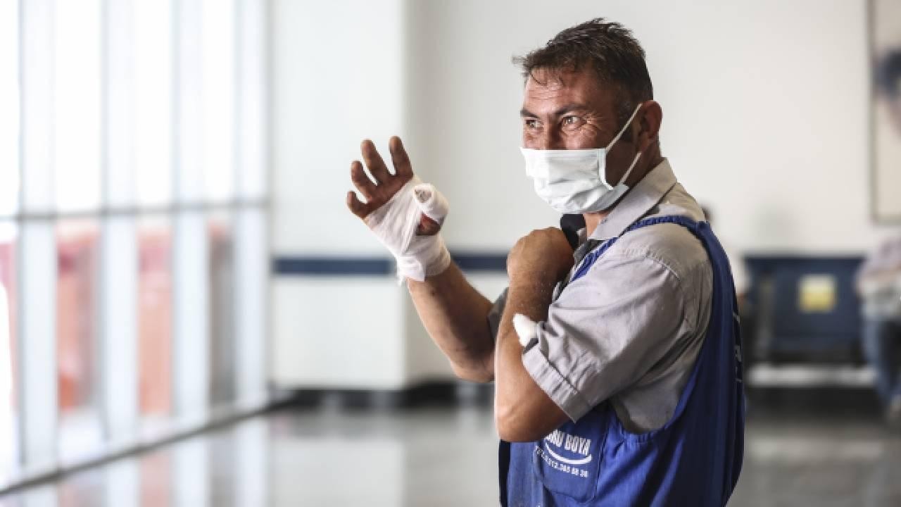 Uzmanlara göre, kurban kesimi profesyonel kişilerce yapılmalı