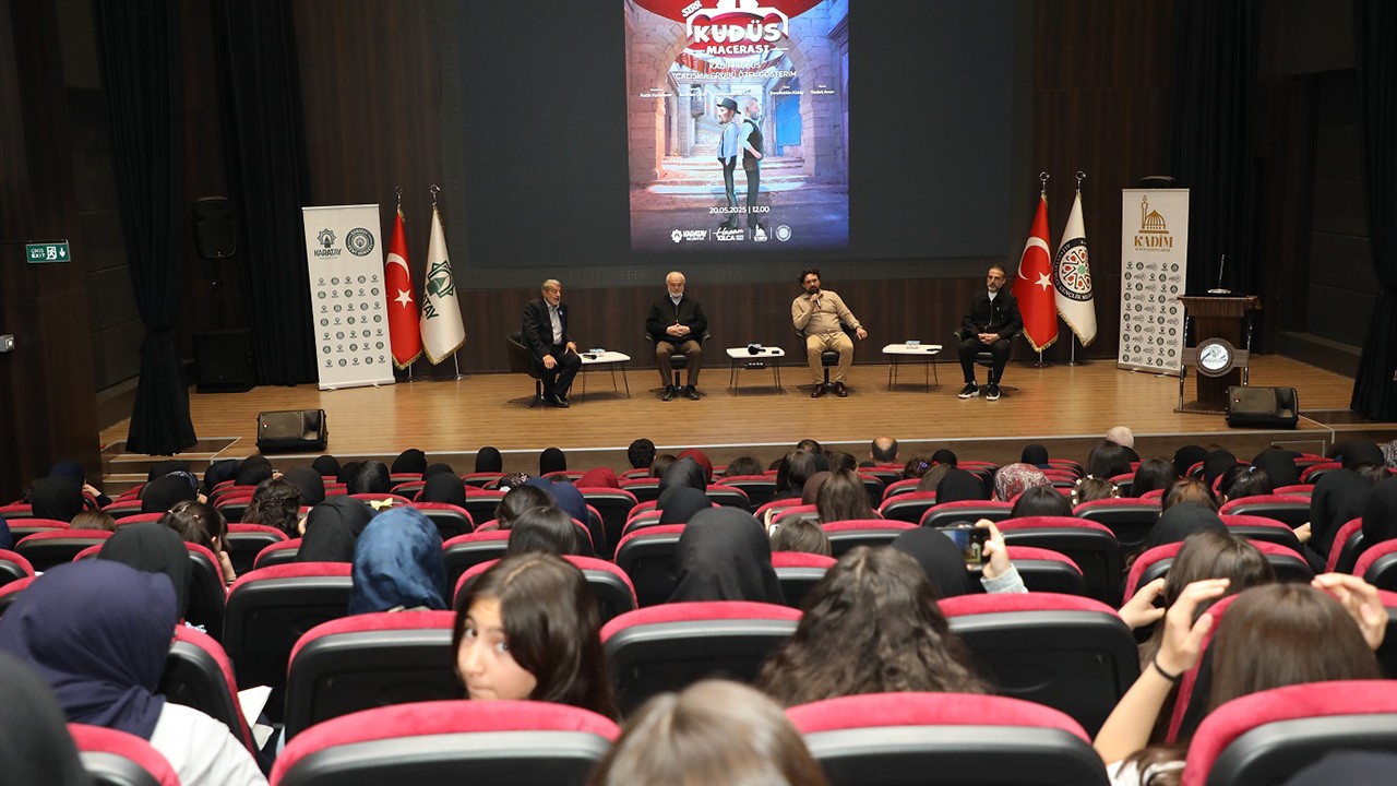 Başkan Kılca öğrencilerle Kudüs filmini izledi