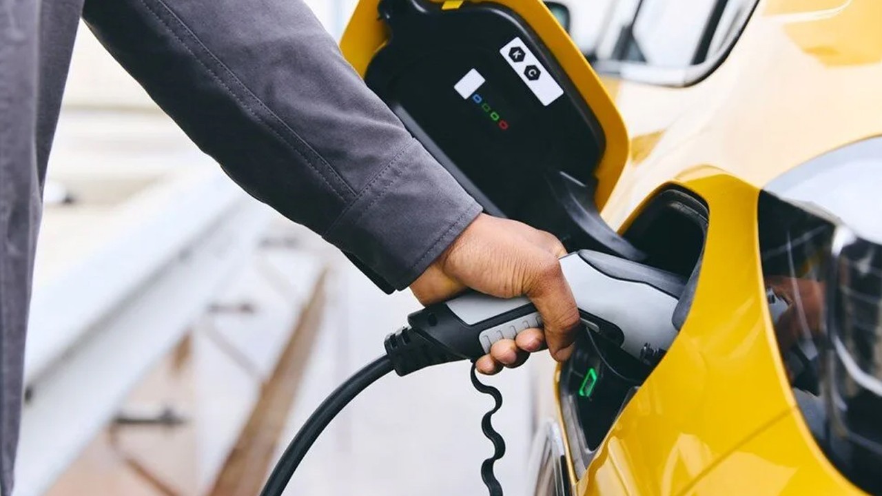 Bayramda yola çıkacaklar dikkat! Bedavaya deponuzu doldurabilirsiniz