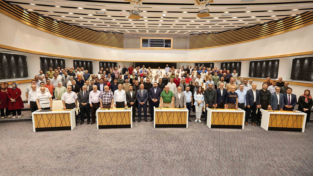 Meram ailesi bayramlaştı